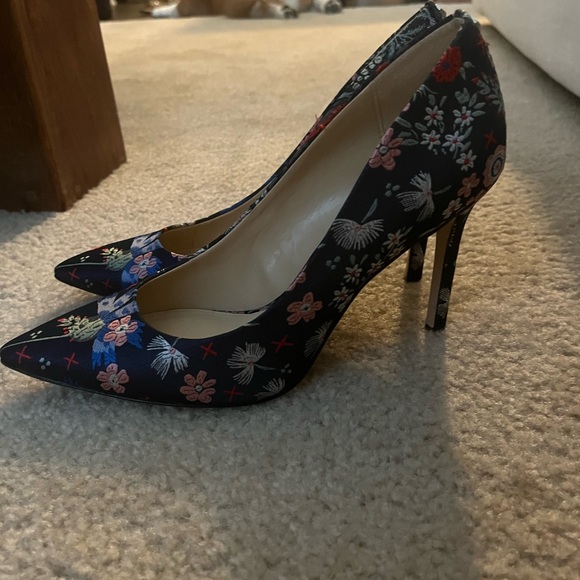 Sam Edelman floral pumps - Picture 2 of 4